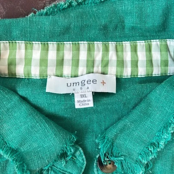 Umgee Linen Blend Button Down Top - Picture 2 of 4